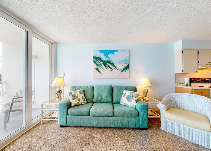 Island Shores Apartment